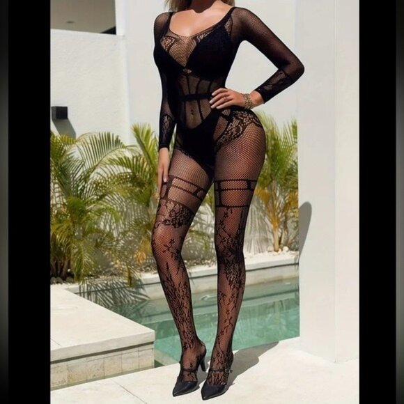 Black Jacquard Pattern Long-Sleeve Fishnet Bodysuit - Picture 1 of 9